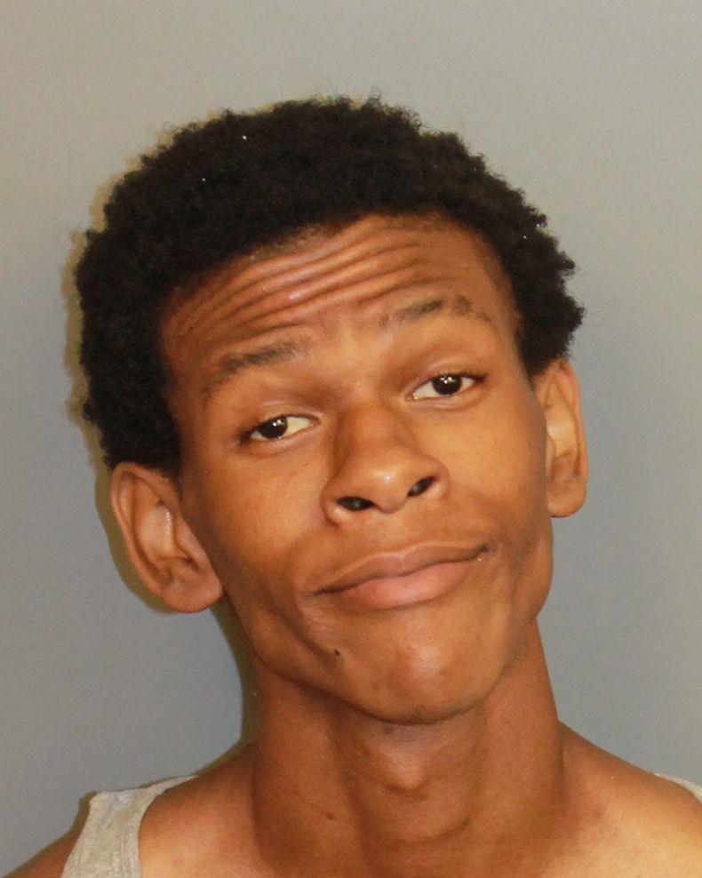 mugshot of CLEVELAND, JONATHAN DENZEL