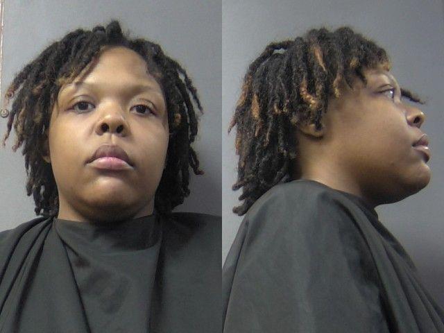 mugshot of Davis, Isis Monae