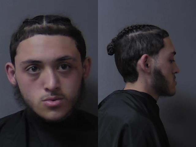 mugshot of Arauz, Micheal Javier