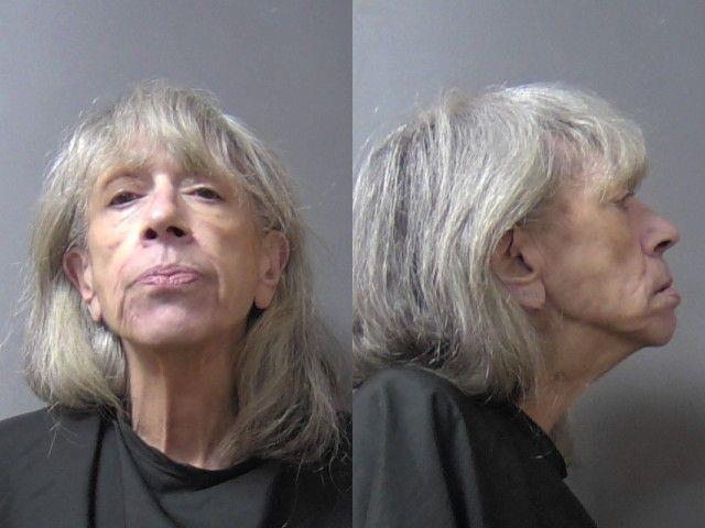 mugshot of Davis, Christine Lynn