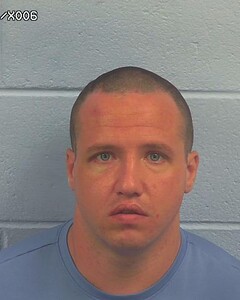mugshot of HUNTER  HOPPER