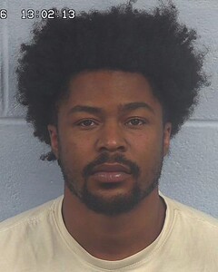 mugshot of MONTARIUS  RUFFIN