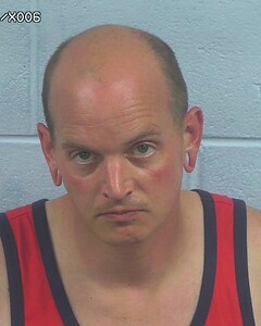 mugshot of JUSTIN  MAXWELL
