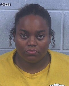 mugshot of BRITNEE  CROZIER
