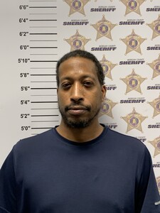 mugshot of COURTNEY  SUTHERLIN