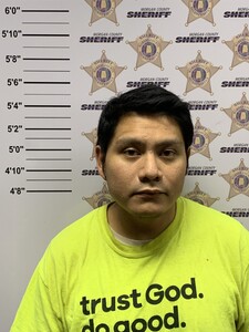 mugshot of ROBERTO LEON BELTRAN